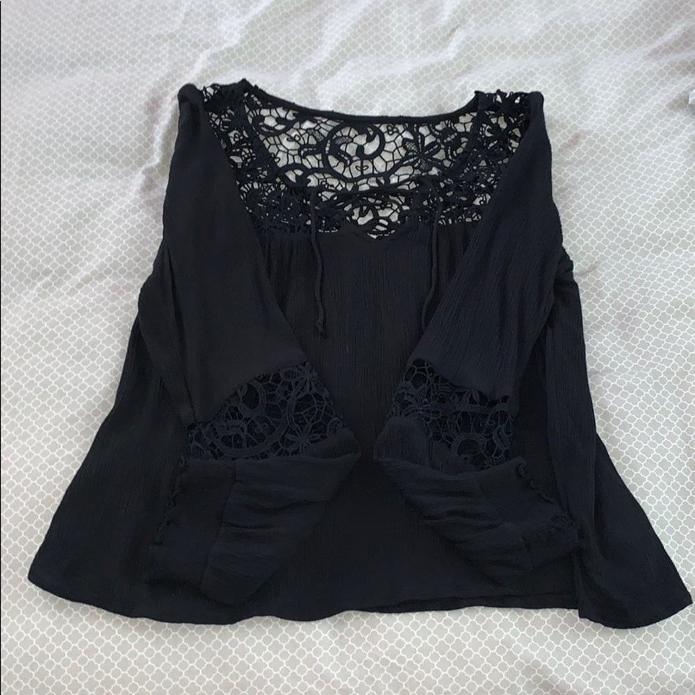 hollister black lacey long sleeve shirt
